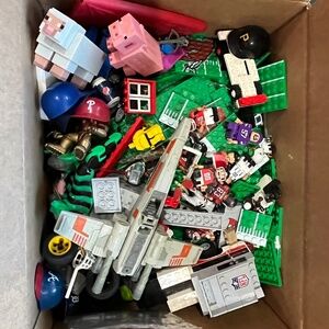 Random Pieces Lego and possible OYO